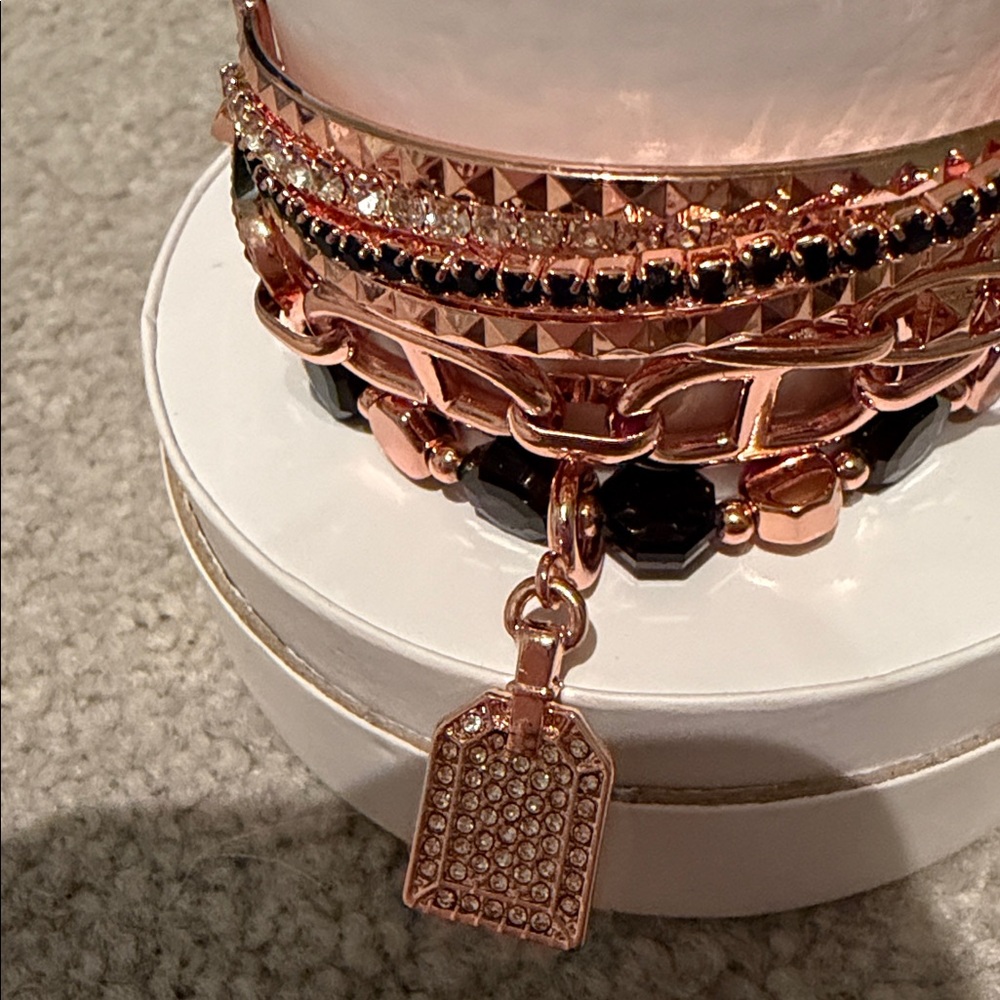 Bomb Party bracelet stack Take Me Anywhere with You in rose gold and black onyx - Picture 4 of 4